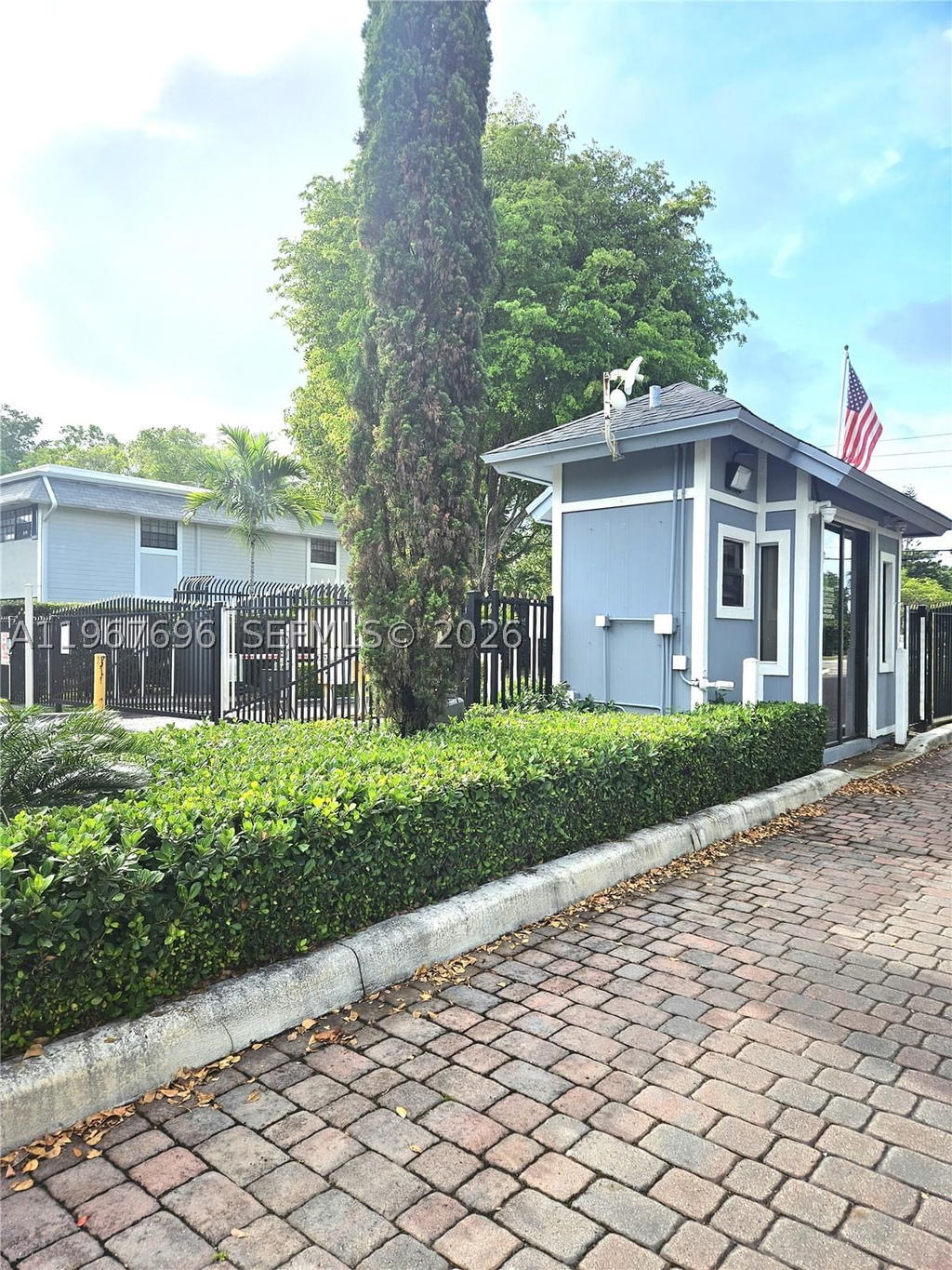 Real estate property located at 915 199th St #206-15, Miami-dade, Carmel At California Cl C, Miami, FL
