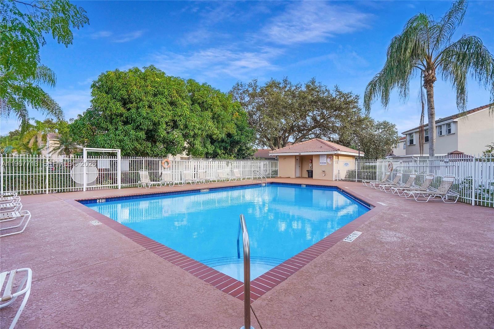 Real estate property located at 4400 61st Pl, Broward, Winston Park Section Thre, Coconut Creek, FL