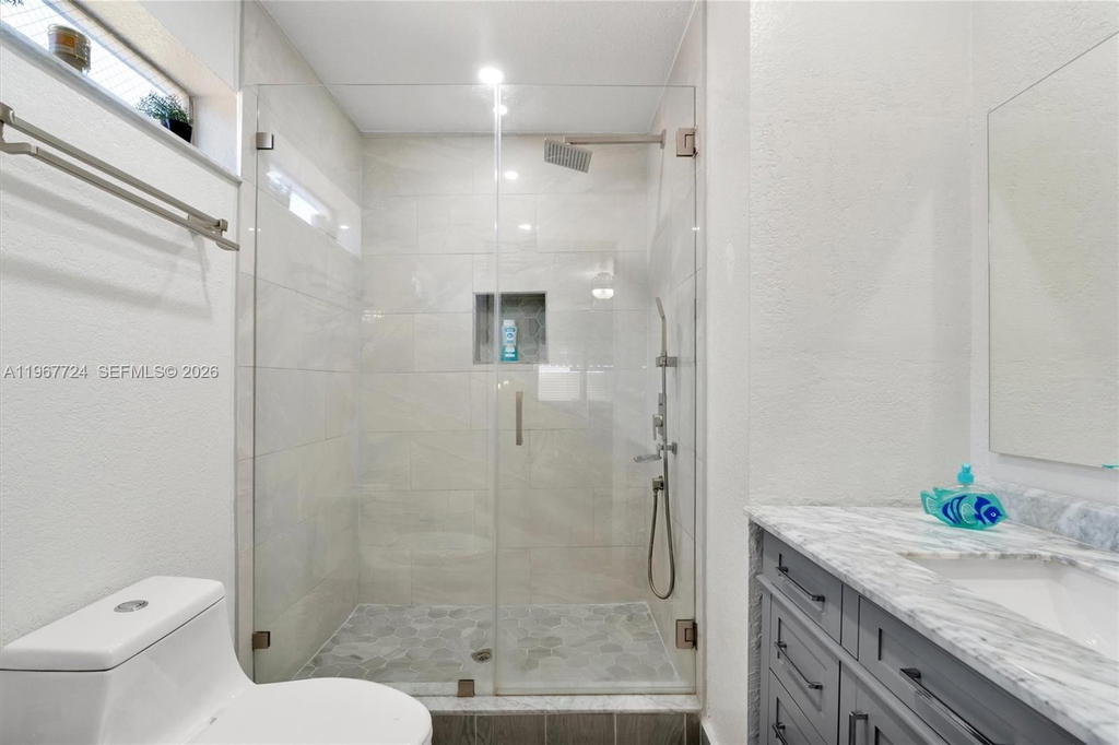 Real estate property located at 9326 121st St #115, Miami-dade, Los Palacios I Condo, Hialeah Gardens, FL