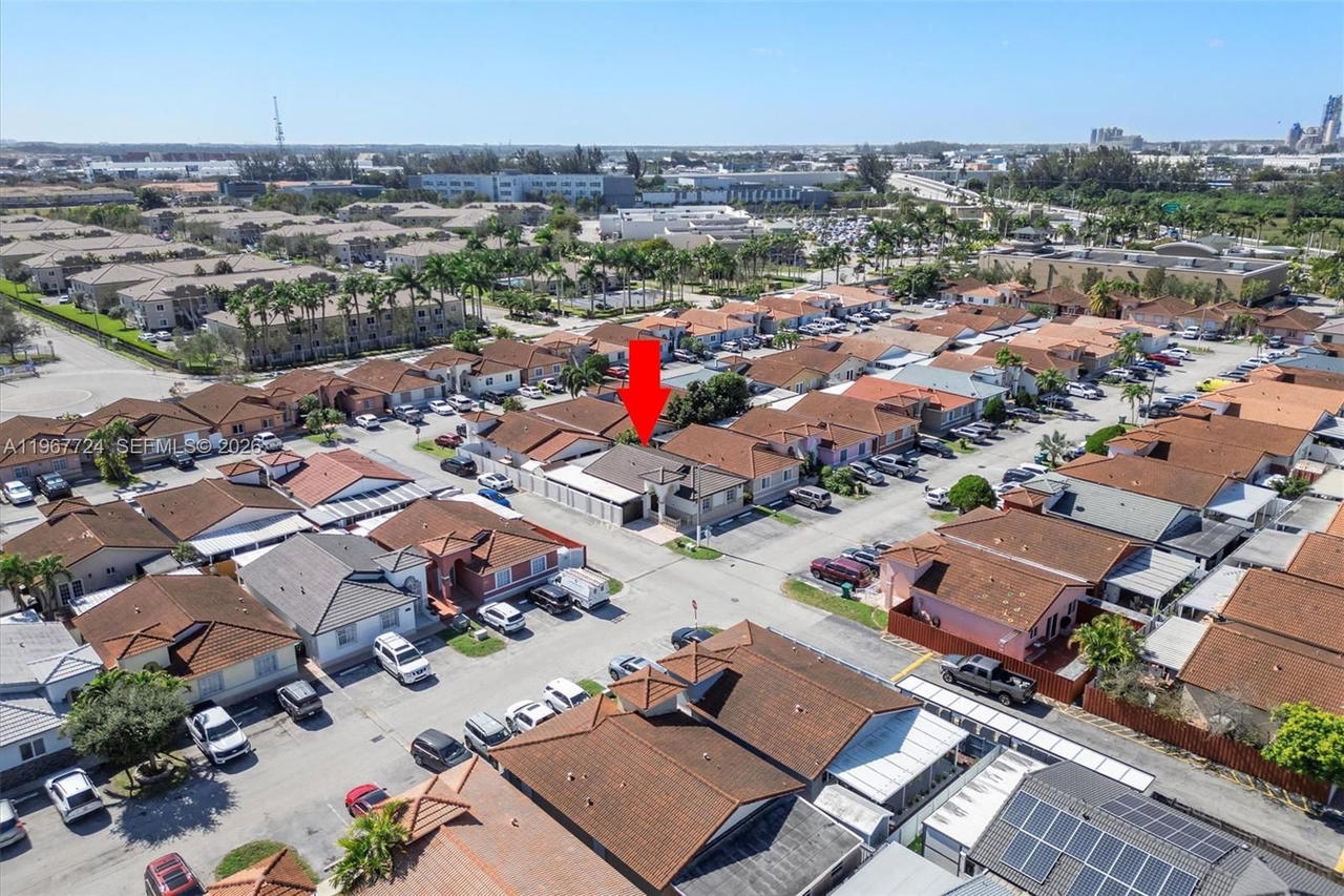 Real estate property located at 9326 121st St #115, Miami-dade, Los Palacios I Condo, Hialeah Gardens, FL