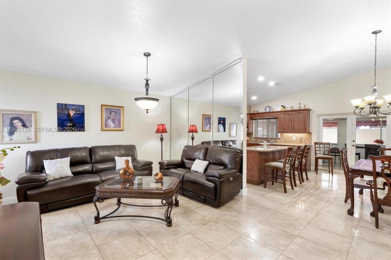 Real estate property located at 9326 121st St #115, Miami-dade, Los Palacios I Condo, Hialeah Gardens, FL