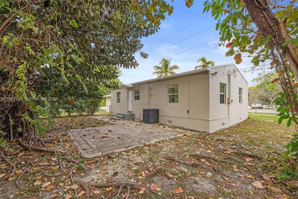 Real estate property located at 1400 62nd Ave, Miami-dade, Alameda, West Miami, FL