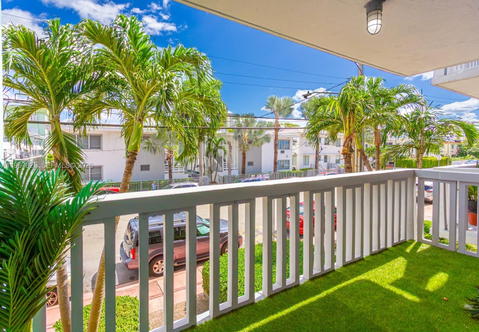 Real estate property located at 7620 Carlyle Ave #205, Miami-dade, Carlyle Plaza Condo, Miami Beach, FL