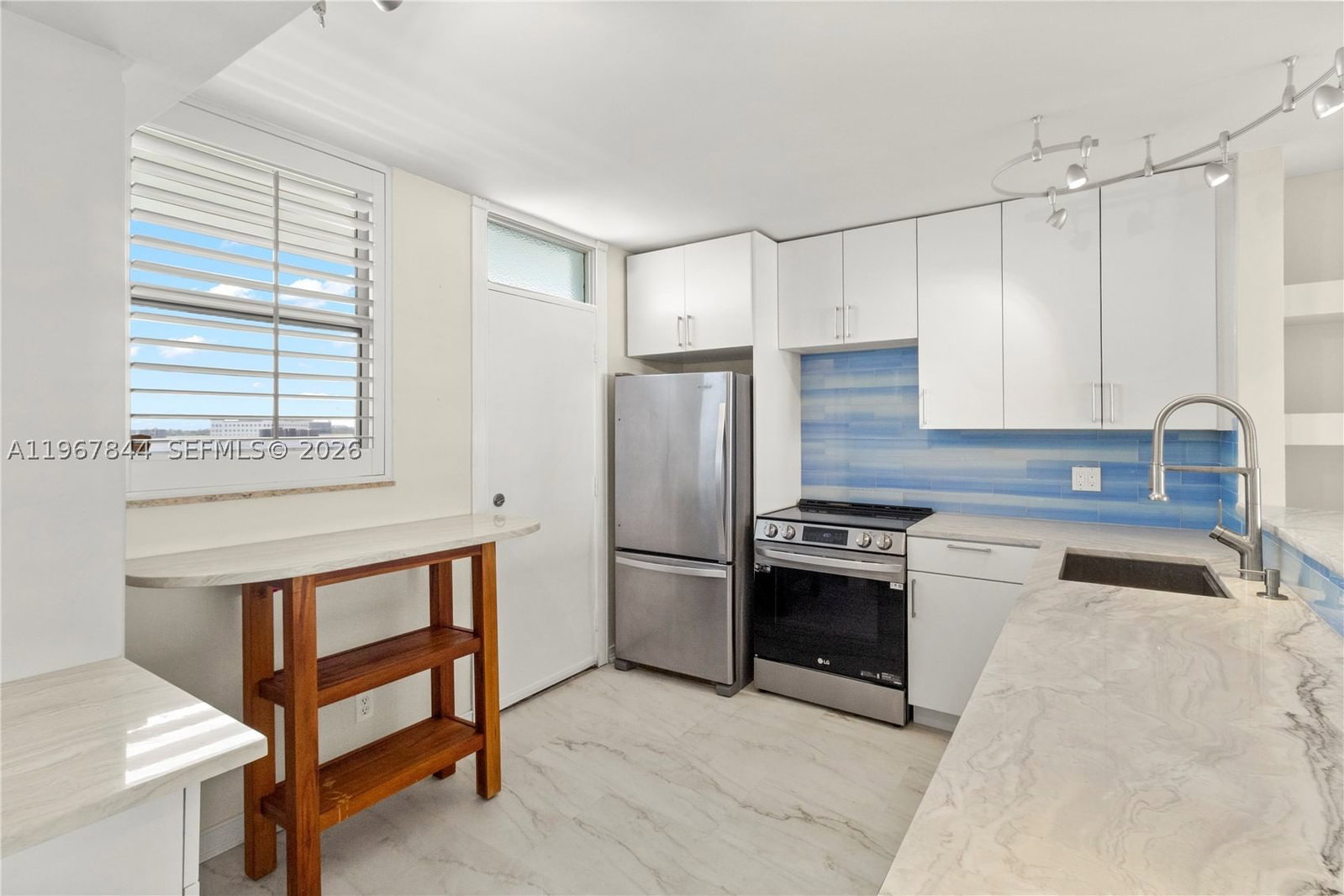 Real estate property located at 3703 166th St #904, Miami-dade, Coral Isle East Condo, North Miami Beach, FL