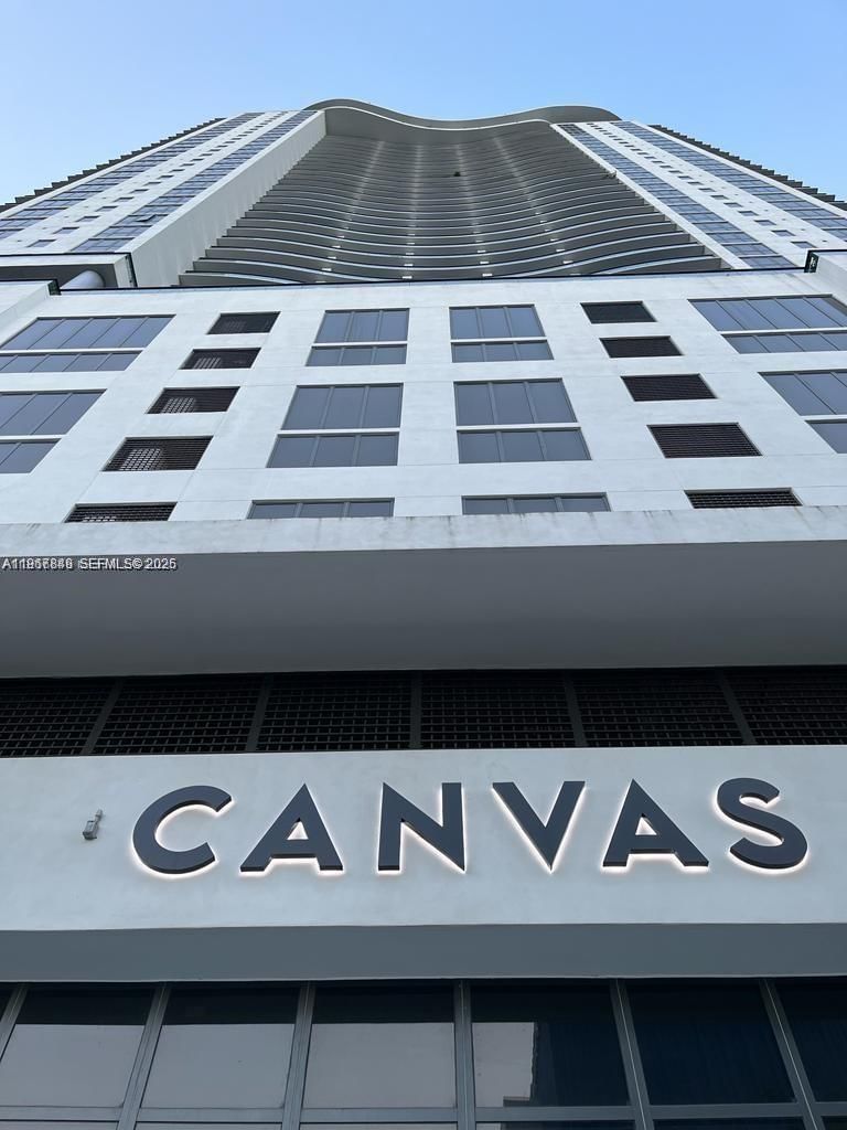Real estate property located at 1600 1st Ave #3319, Miami-dade, Canvas Condo, Miami, FL