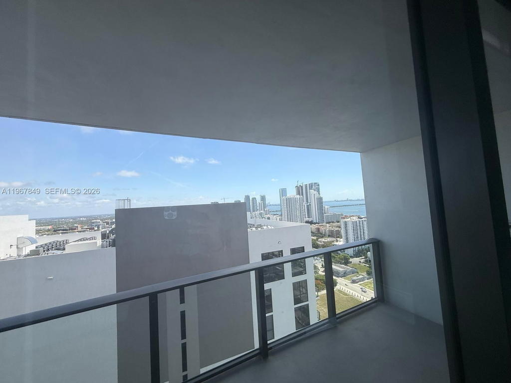 Real estate property located at 1600 1st Ave #3319, Miami-dade, Canvas Condo, Miami, FL