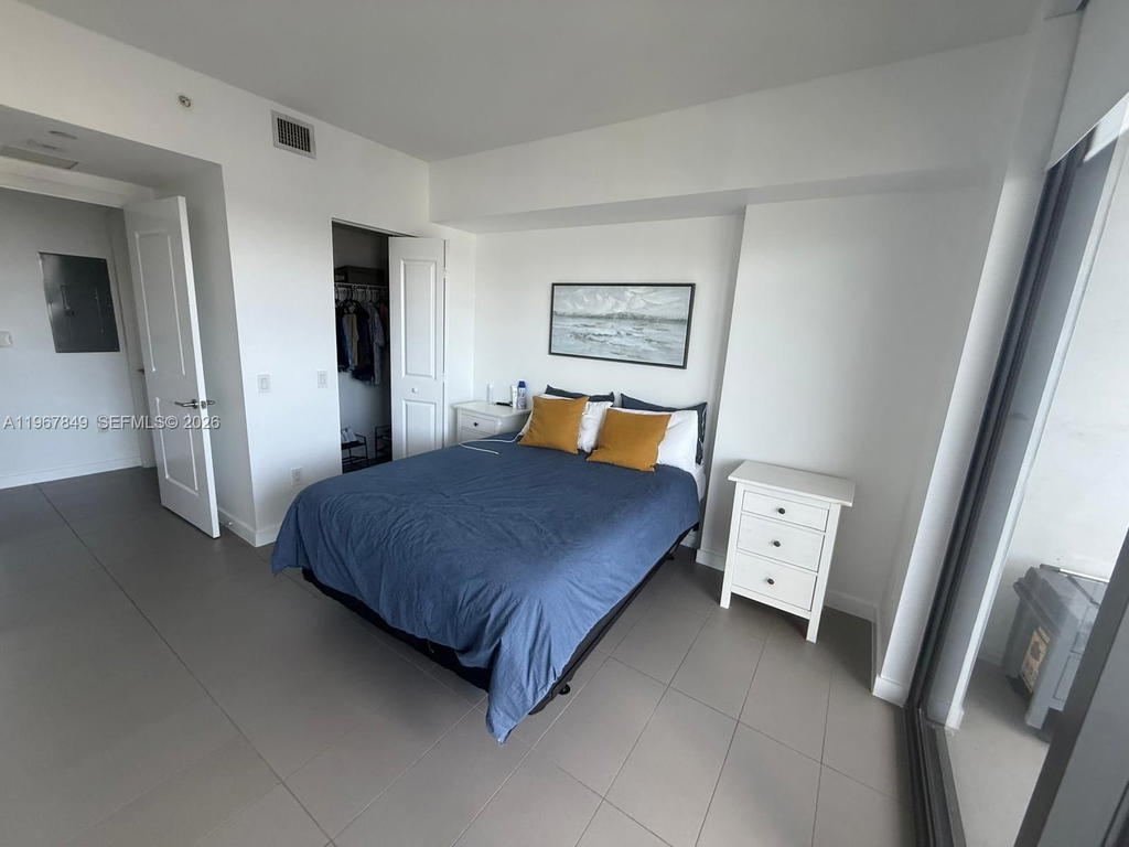 Real estate property located at 1600 1st Ave #3319, Miami-dade, Canvas Condo, Miami, FL