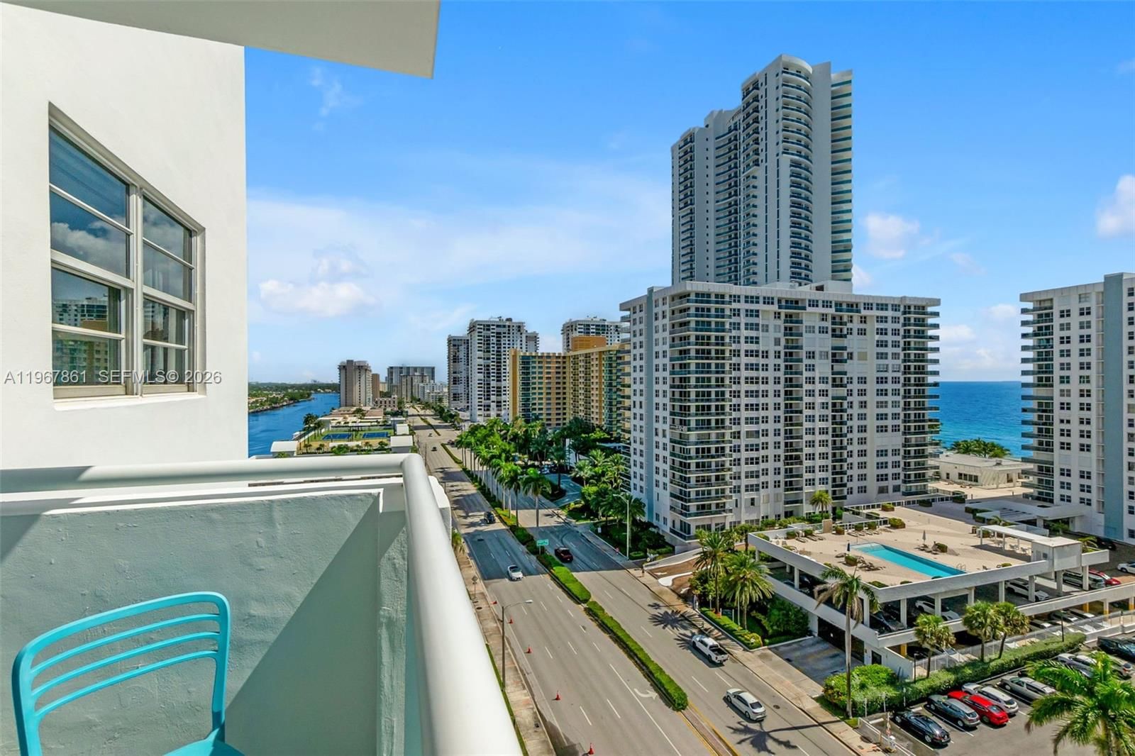 Real estate property located at 3000 Ocean Dr #1122, Broward, Residences On Hollywood B, Hollywood, FL