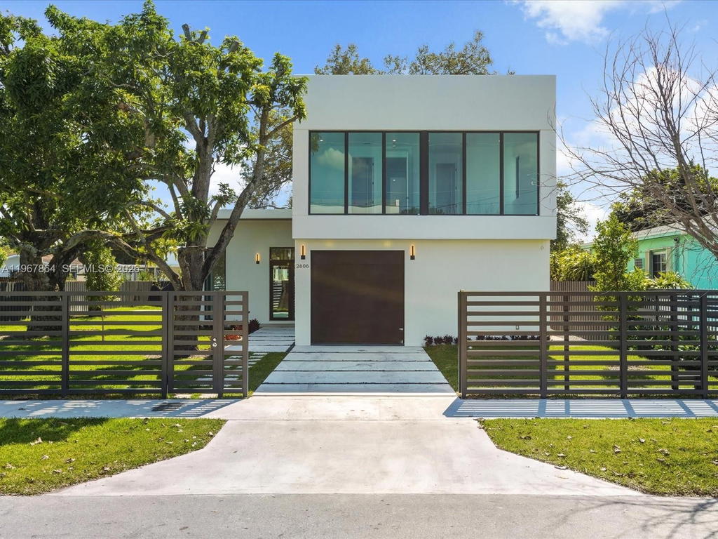 Real estate property located at 2606 19th St, Miami-dade, Shenandoah, Miami, FL