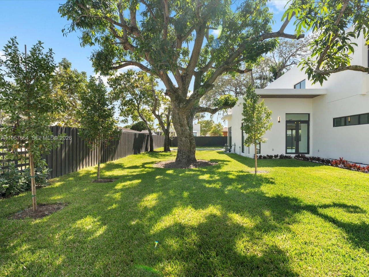 Real estate property located at 2606 19th St, Miami-dade, Shenandoah, Miami, FL