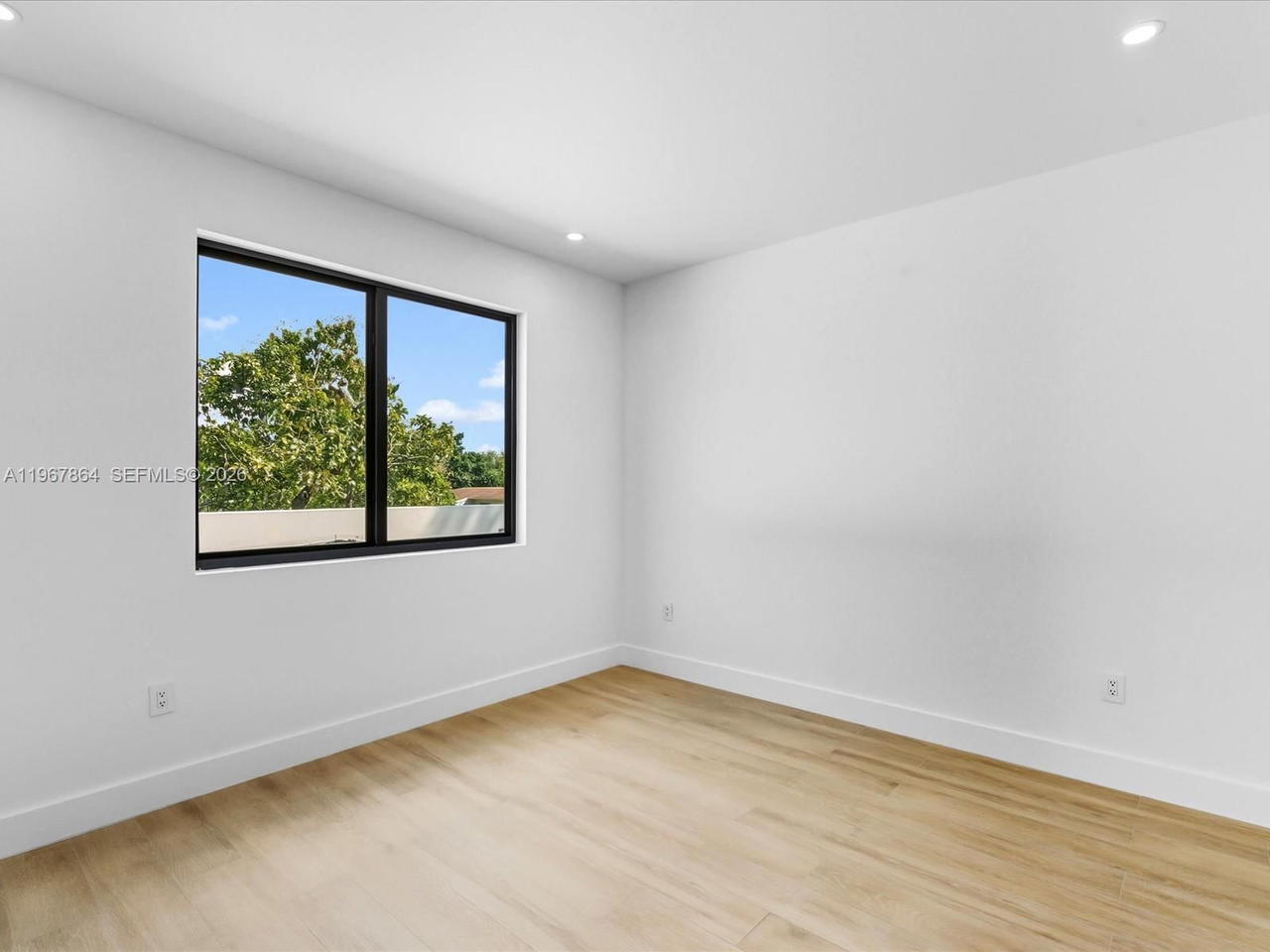 Real estate property located at 2606 19th St, Miami-dade, Shenandoah, Miami, FL