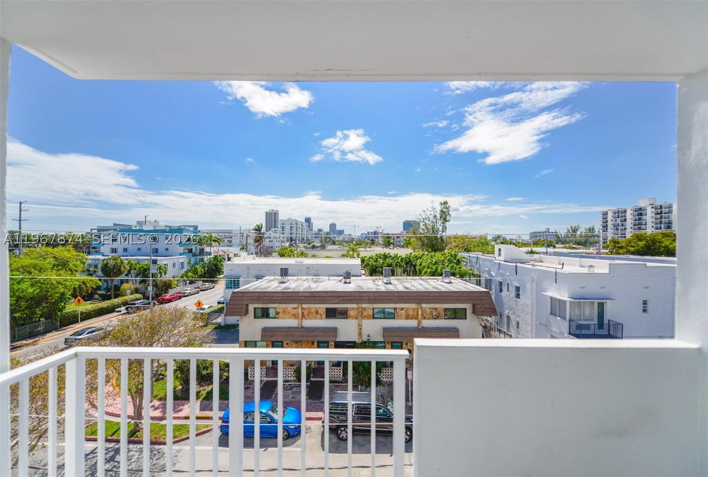 Real estate property located at 8000 Harding Ave #4B, Miami-dade, 8000 Condo, Miami Beach, FL