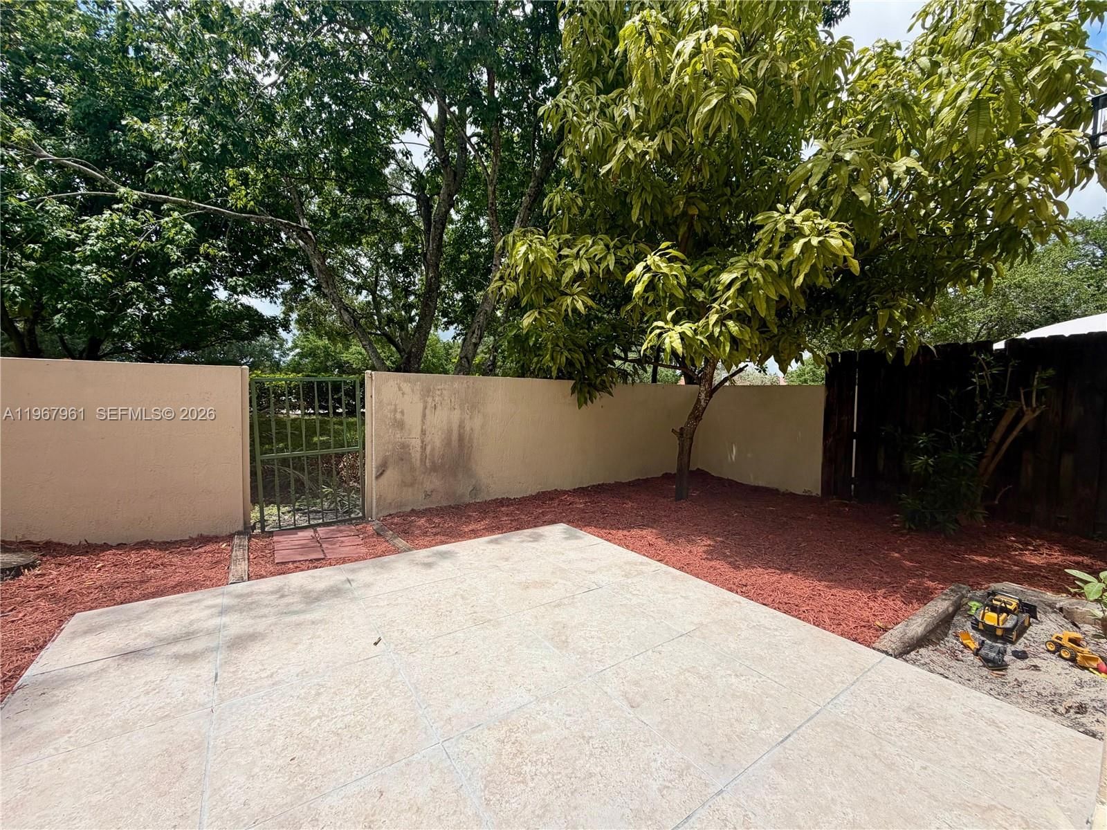 Real estate property located at 5945 99th Ter, Broward, Faith Church, Cooper City, FL