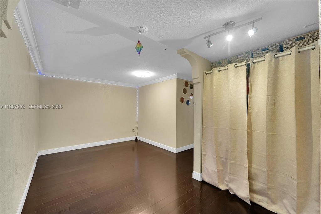 Real estate property located at 1890 56th St #1411, Miami-dade, Palm-east Gardens Condo, Hialeah, FL