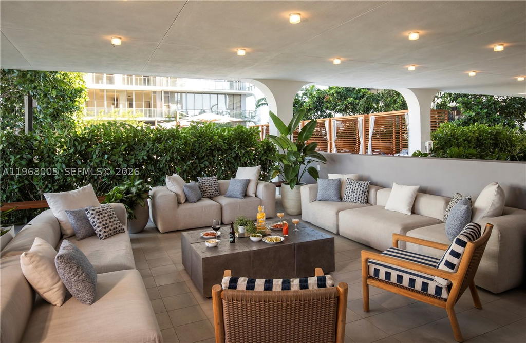 Real estate property located at 2678 Tigertail Ave #1501, Miami-dade, 2678 Tigertail Condo, Miami, FL