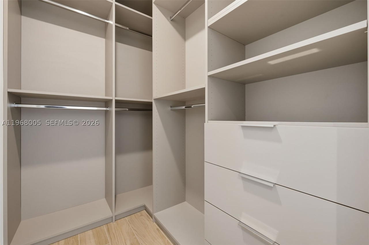 Real estate property located at 2678 Tigertail Ave #1501, Miami-dade, 2678 Tigertail Condo, Miami, FL
