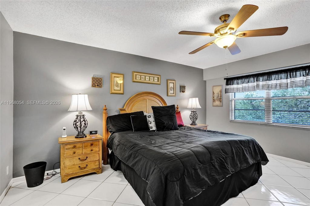 Real estate property located at 1151 128th Ter #410D, Broward, Cambridge At Century Vill, Pembroke Pines, FL