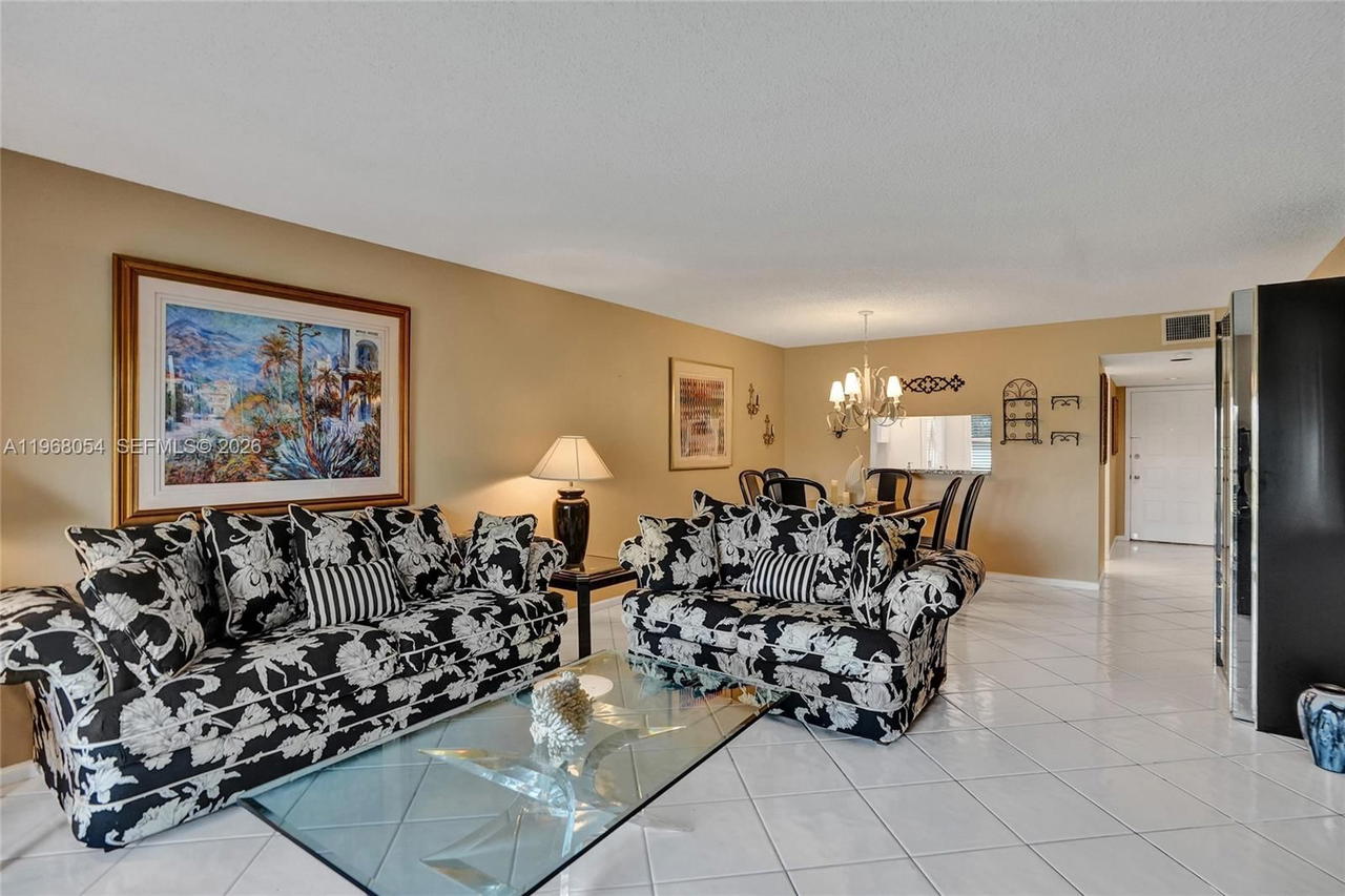 Real estate property located at 1151 128th Ter #410D, Broward, Cambridge At Century Vill, Pembroke Pines, FL