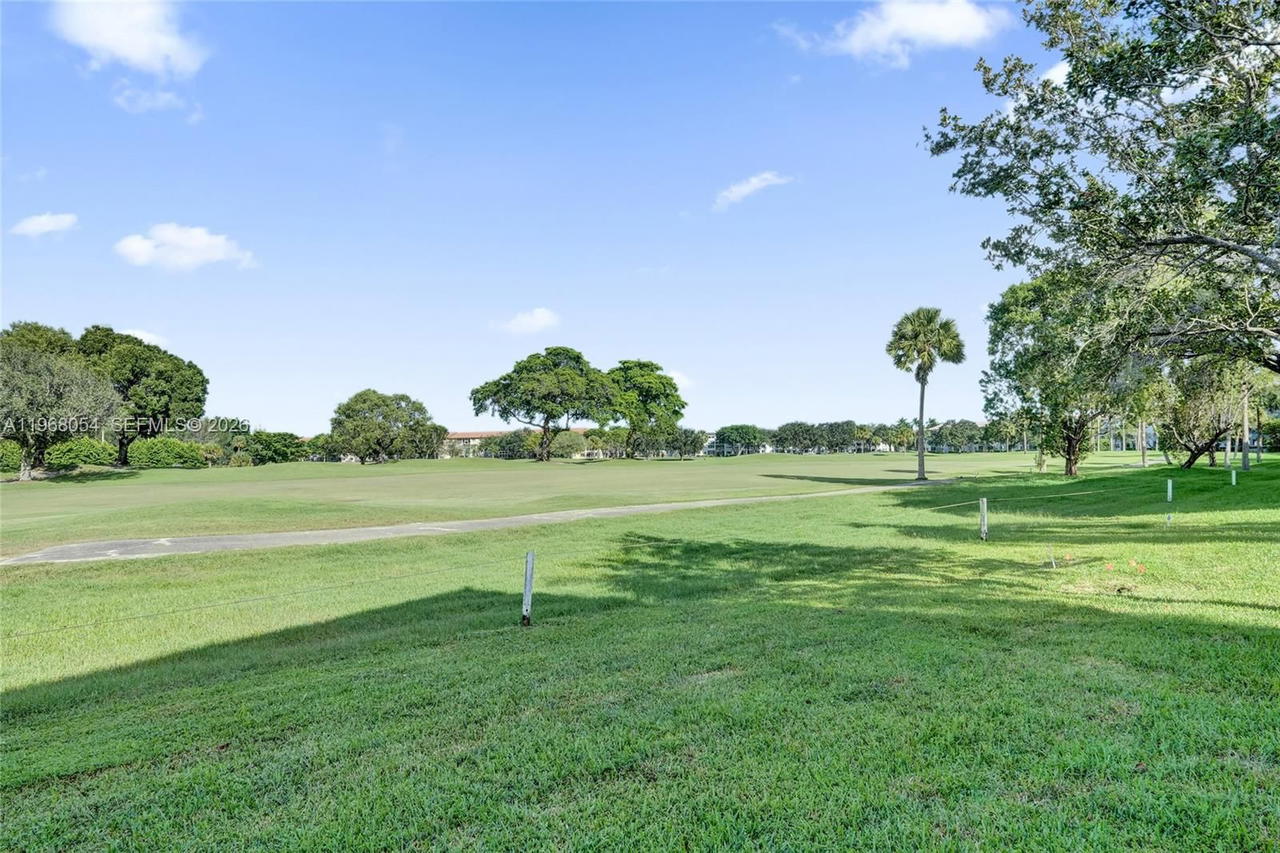 Real estate property located at 1151 128th Ter #410D, Broward, Cambridge At Century Vill, Pembroke Pines, FL
