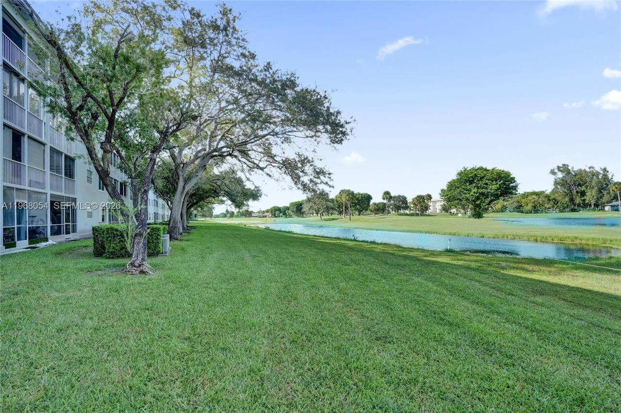 Real estate property located at 1151 128th Ter #410D, Broward, Cambridge At Century Vill, Pembroke Pines, FL