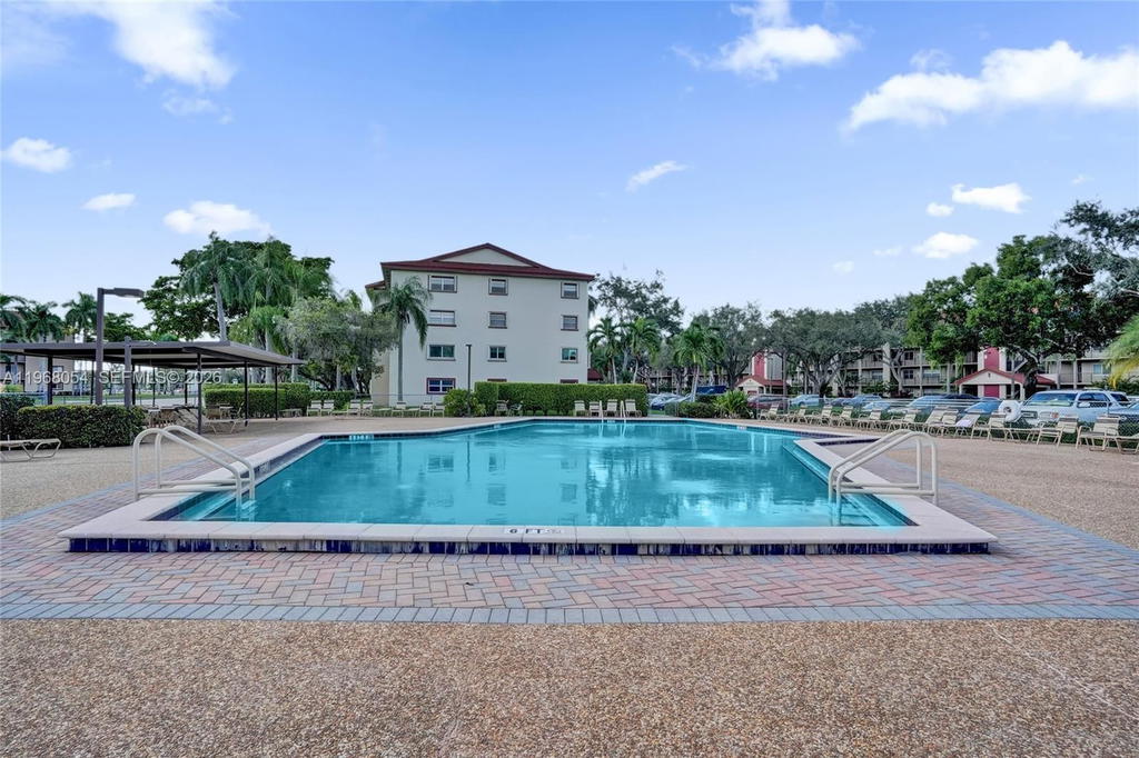 Real estate property located at 1151 128th Ter #410D, Broward, Cambridge At Century Vill, Pembroke Pines, FL