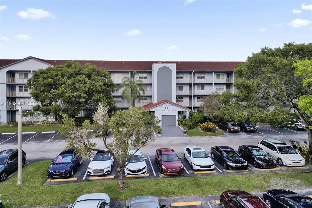 Real estate property located at 1151 128th Ter #410D, Broward, Cambridge At Century Vill, Pembroke Pines, FL