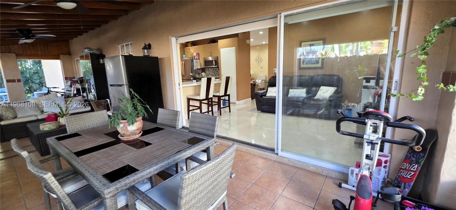 Real estate property located at 5769 99th Ave, Miami-dade, Patio Homes Of Doral Pine, Doral, FL