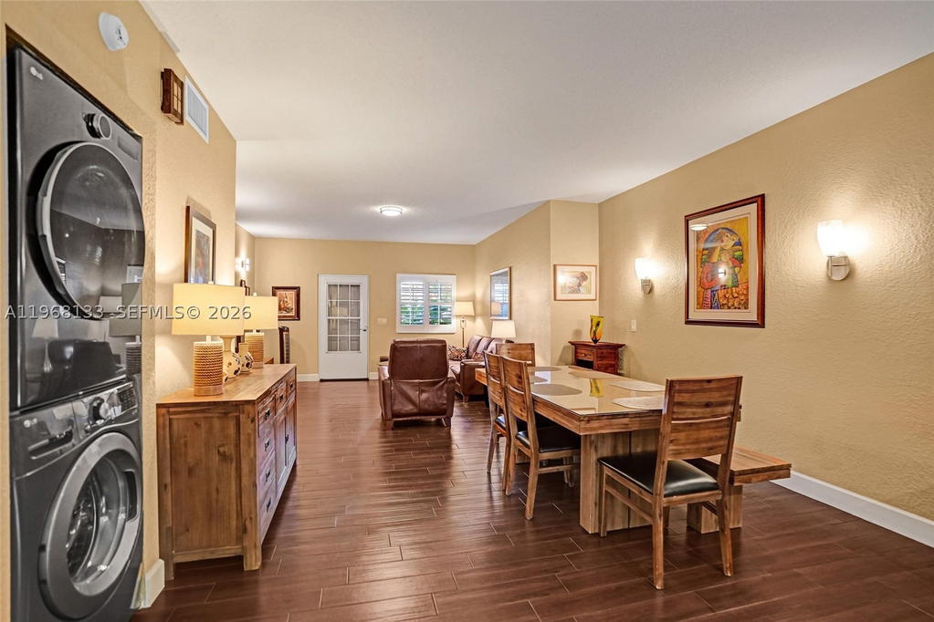Real estate property located at 4812 Washington St #3, Broward, Washington Palms Condo, Hollywood, FL