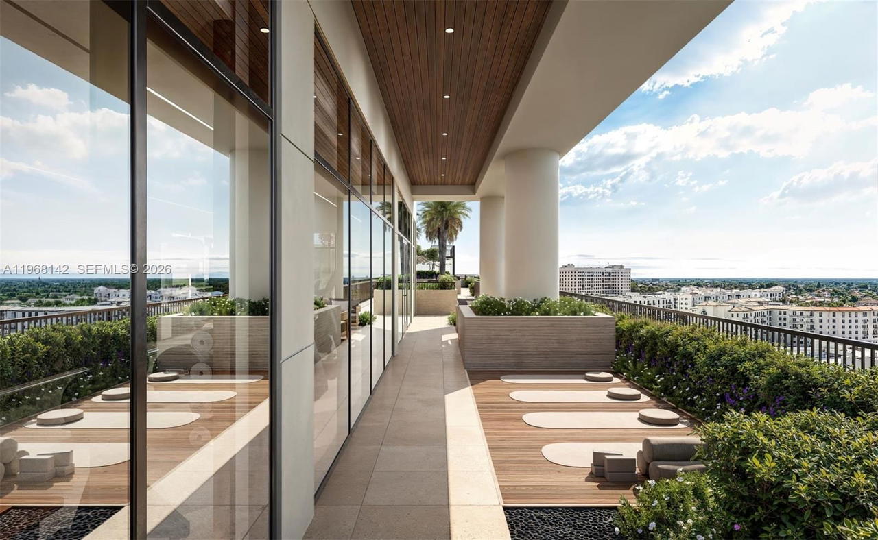 Real estate property located at 4241 Aurora St #605, Miami-dade, Coral Gables Ind Sec, Coral Gables, FL