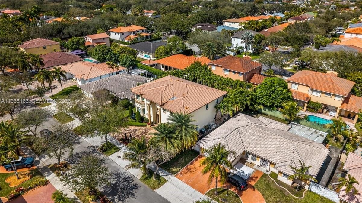 Real estate property located at 7851 166th Ter, Miami-dade, Primavera, Miami Lakes, FL