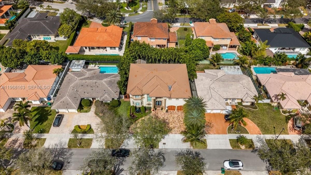 Real estate property located at 7851 166th Ter, Miami-dade, Primavera, Miami Lakes, FL