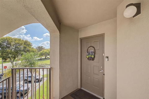 Real estate property located at 1200 137th Ave #301E, Broward, Suffolk At Century Village, Pembroke Pines, FL
