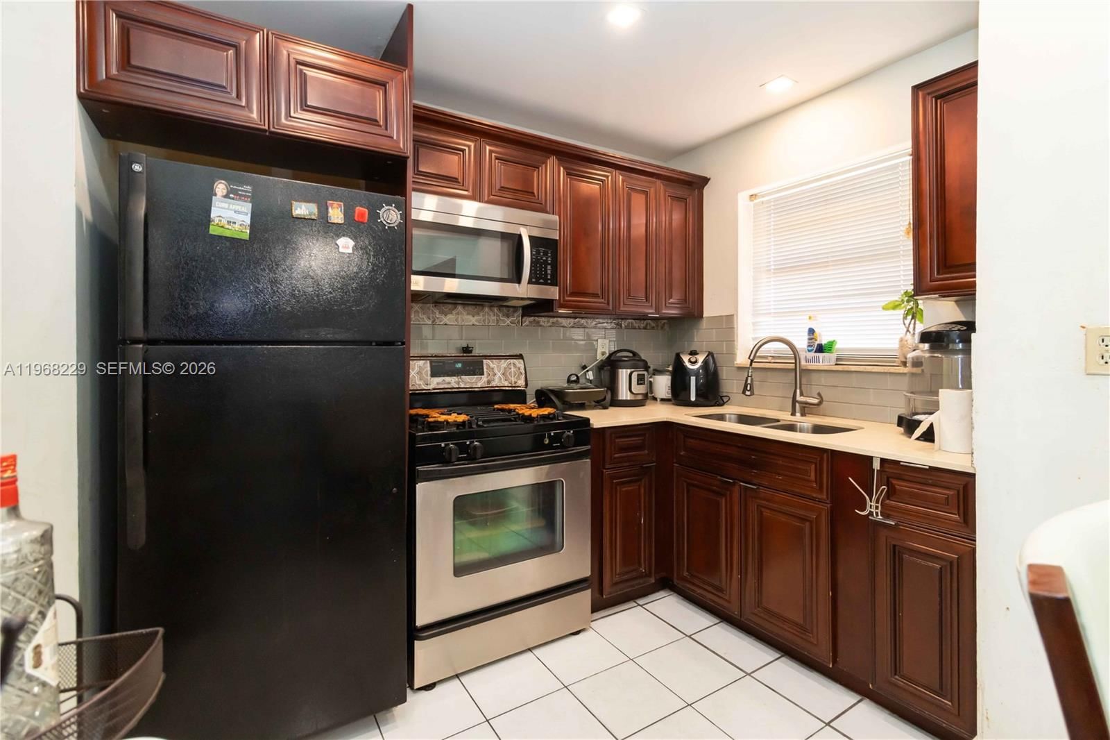 Real estate property located at 8895 Fontainebleau Blvd #504, Miami-dade, Pineside Condo No 1, Miami, FL
