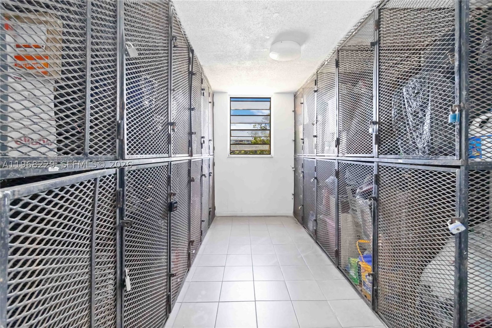 Real estate property located at 8895 Fontainebleau Blvd #504, Miami-dade, Pineside Condo No 1, Miami, FL