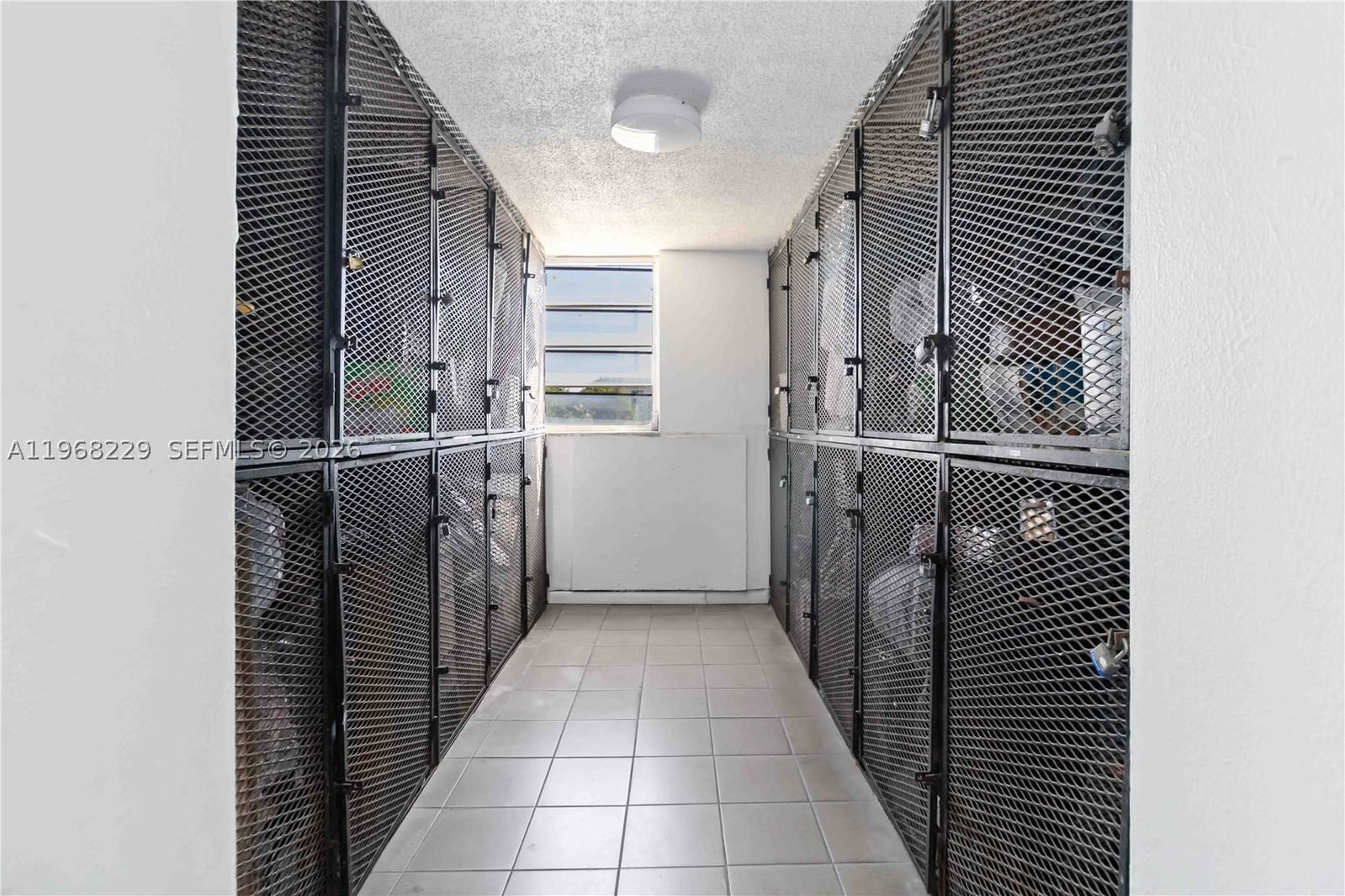 Real estate property located at 8895 Fontainebleau Blvd #504, Miami-dade, Pineside Condo No 1, Miami, FL