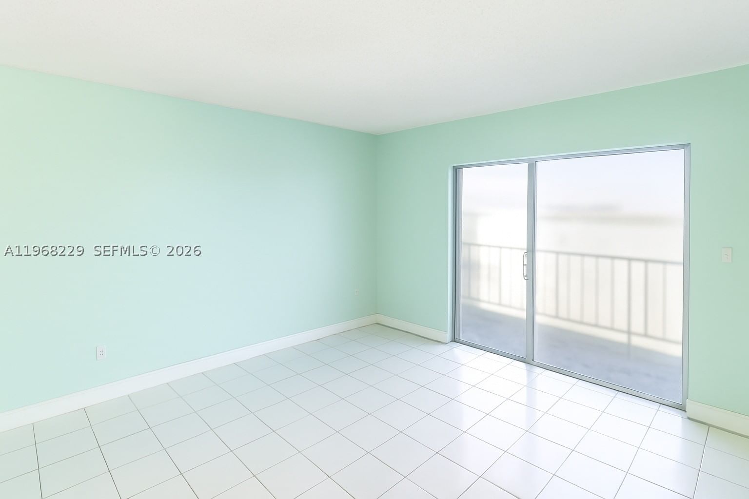 Real estate property located at 8895 Fontainebleau Blvd #504, Miami-dade, Pineside Condo No 1, Miami, FL