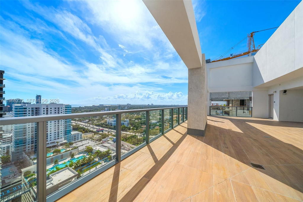 Real estate property located at 229 9th St #208, Miami-dade, Smart Brickell, Miami, FL