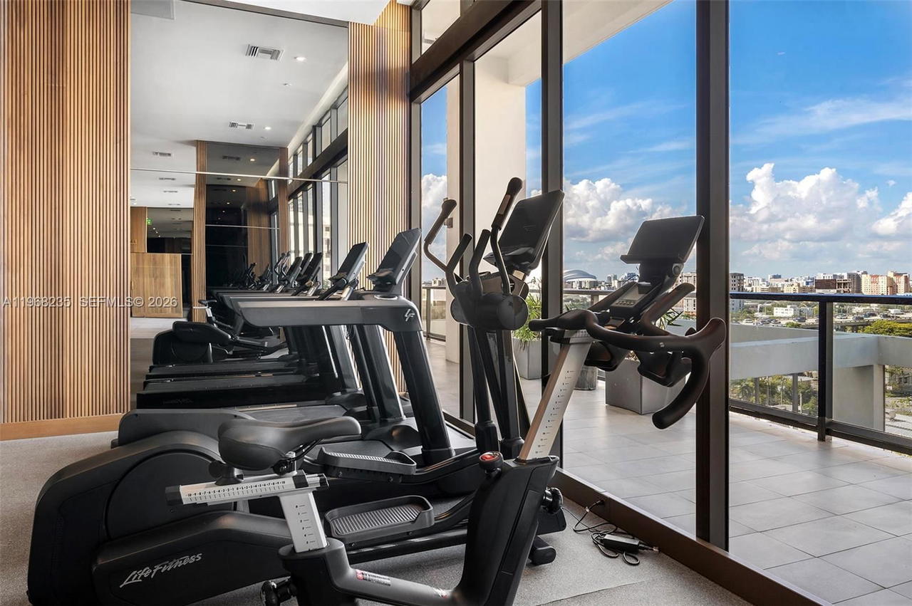 Real estate property located at 229 9th St #208, Miami-dade, Smart Brickell, Miami, FL