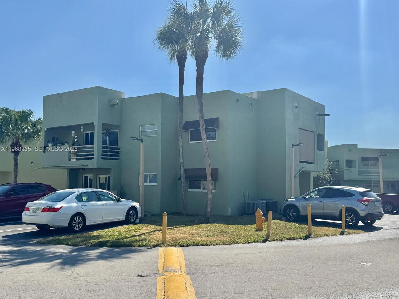 Real estate property located at 11163 7th St #204-19, Miami-dade, Patio West One Condo, Miami, FL