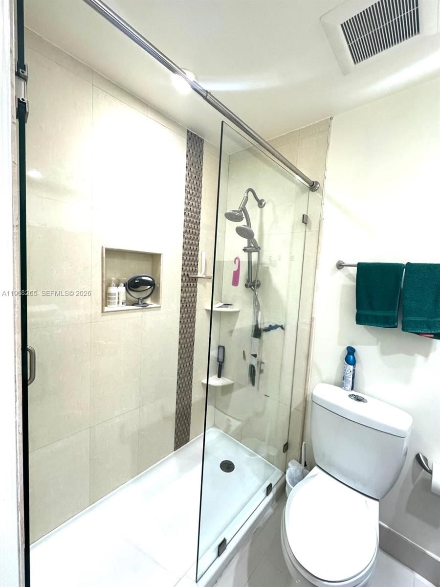 Real estate property located at 11163 7th St #204-19, Miami-dade, Patio West One Condo, Miami, FL