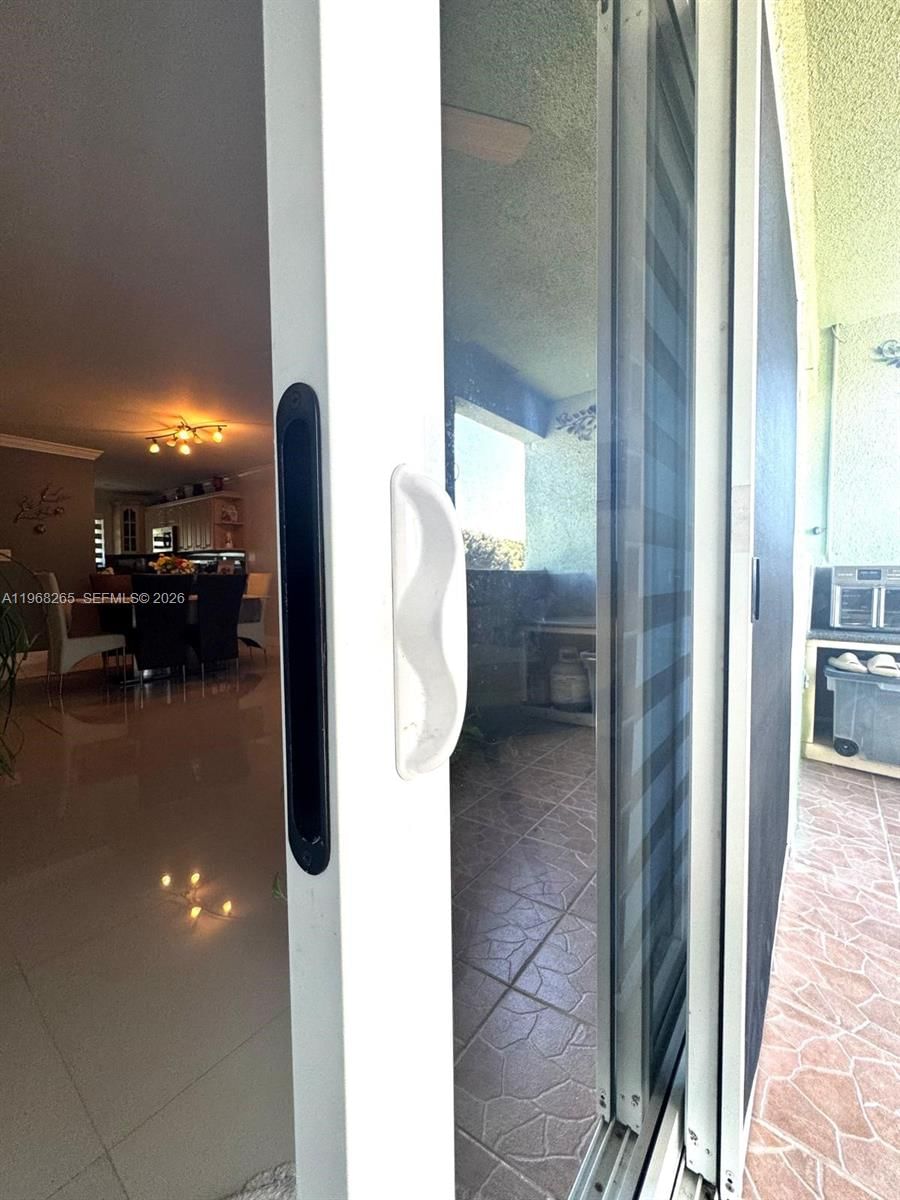 Real estate property located at 11163 7th St #204-19, Miami-dade, Patio West One Condo, Miami, FL