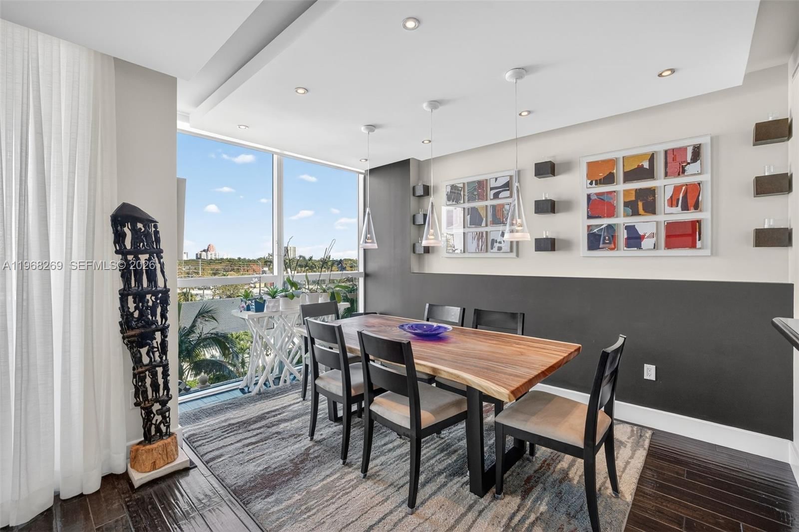 Real estate property located at 2845 9th St #504, Broward, Le Club International, Fort Lauderdale, FL