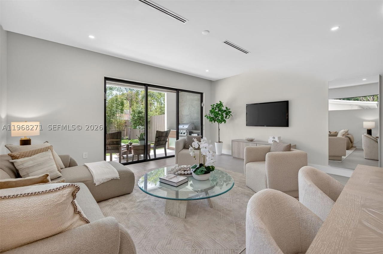 Real estate property located at 912 13th St, Broward, Everglade Land Sales Co, Fort Lauderdale, FL