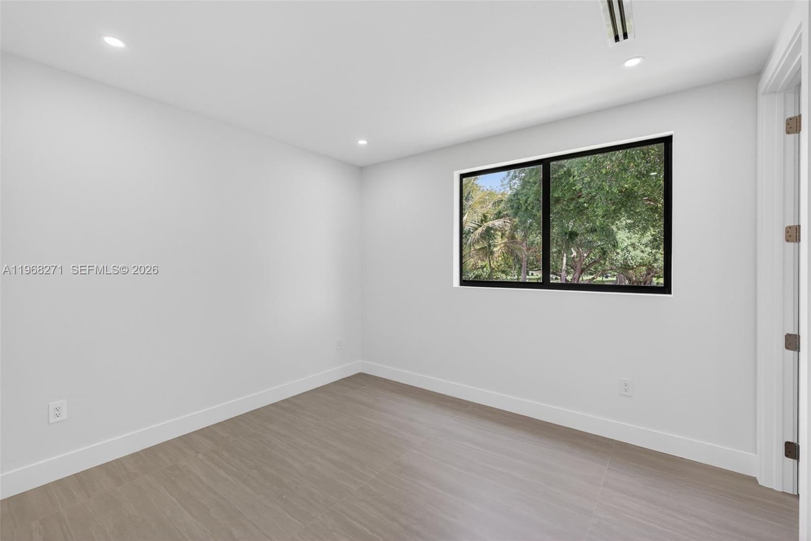 Real estate property located at 912 13th St, Broward, Everglade Land Sales Co, Fort Lauderdale, FL