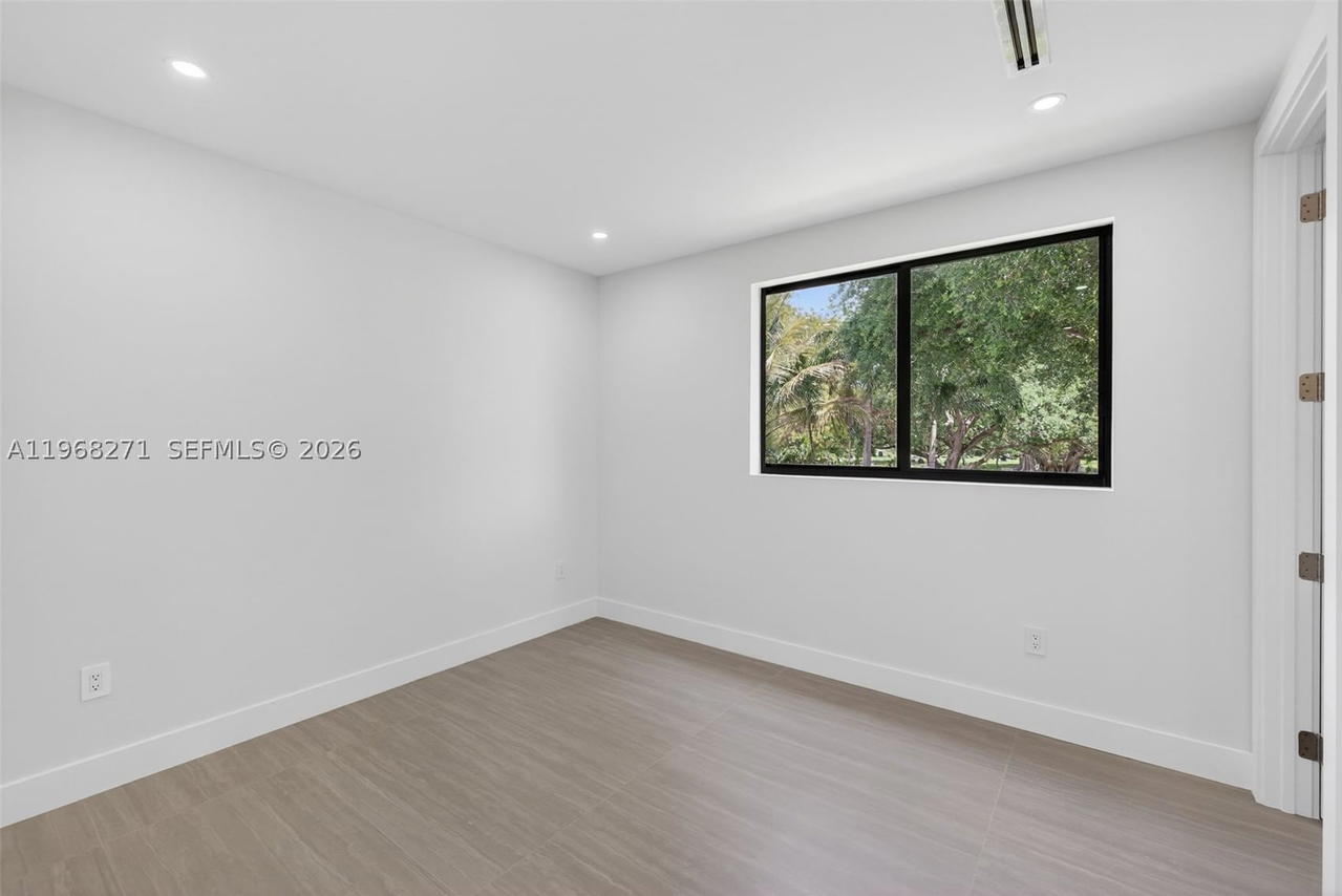 Real estate property located at 912 13th St, Broward, Everglade Land Sales Co, Fort Lauderdale, FL