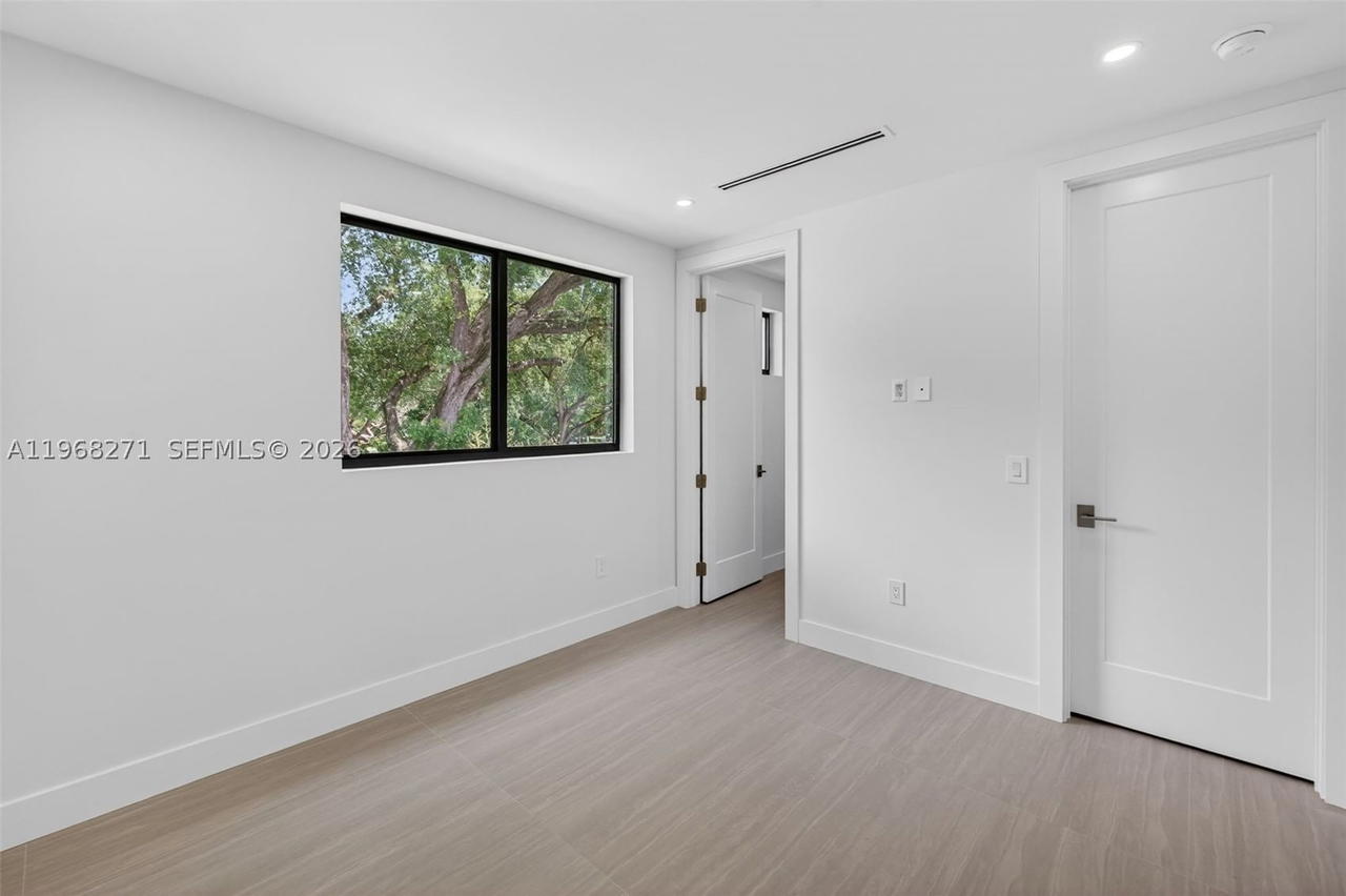 Real estate property located at 912 13th St, Broward, Everglade Land Sales Co, Fort Lauderdale, FL