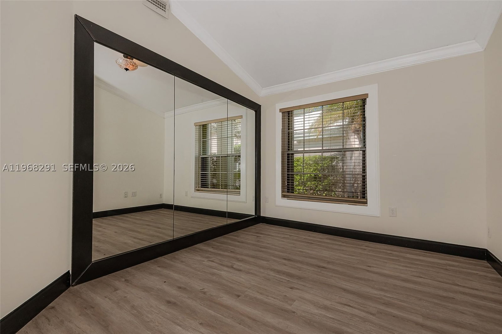 Real estate property located at 15251 Wilshire Way, Broward, Hollywood Lakes Country C, Pembroke Pines, FL