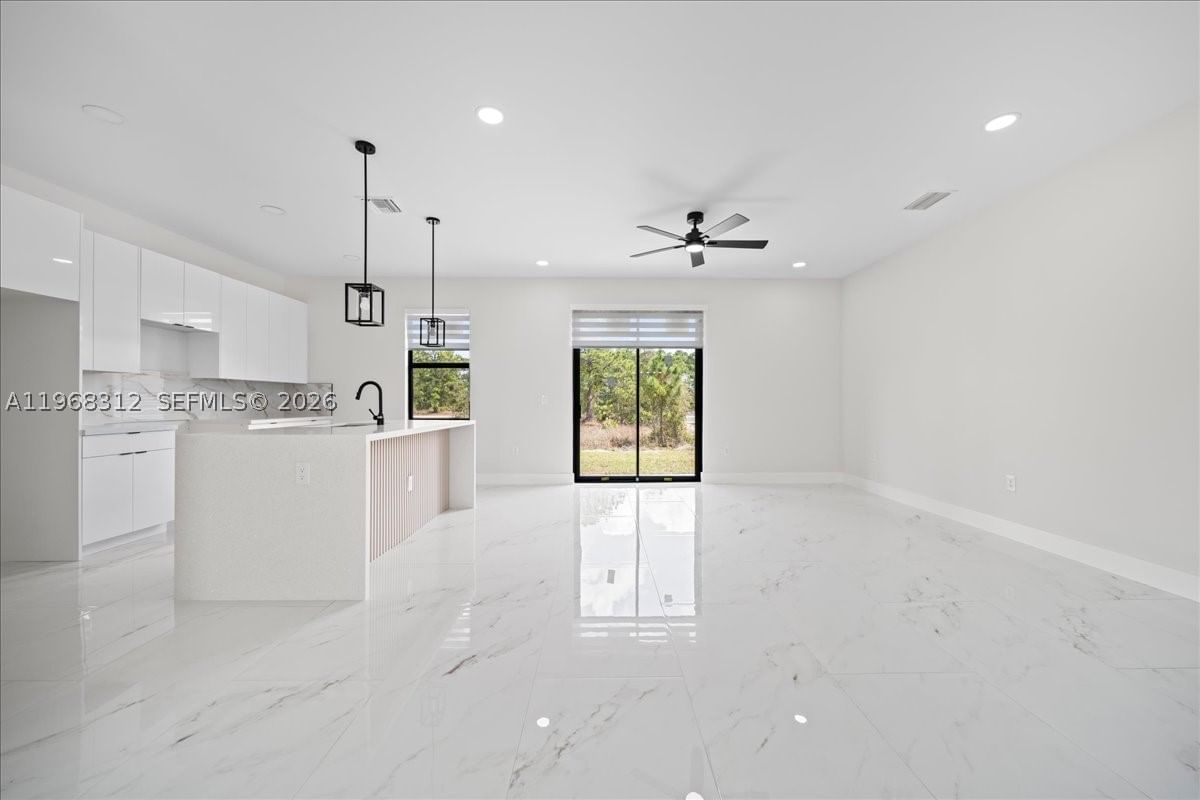 Real estate property located at 727 Drury Ave, Lee, Lehigh Acres, Lehigh Acres, FL