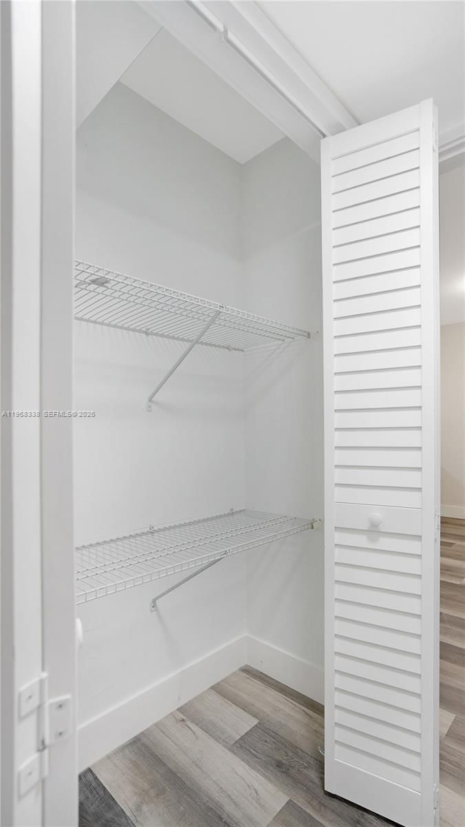 Real estate property located at 1235 Mariposa Ave #1, Miami-dade, Mariposa Manor Condo, Coral Gables, FL