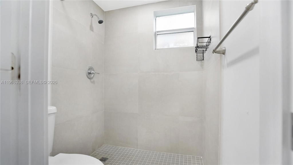 Real estate property located at 1235 Mariposa Ave #1, Miami-dade, Mariposa Manor Condo, Coral Gables, FL